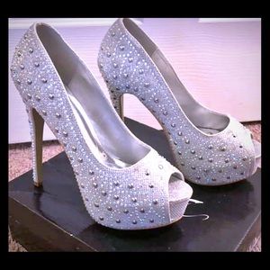 Silver Glitter High Heel shoes